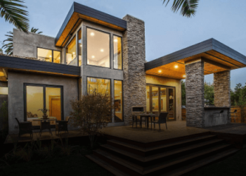 house construction contractors