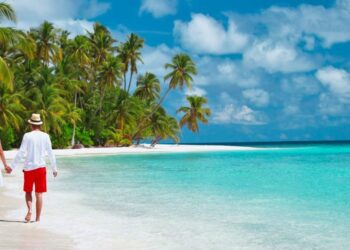 plan an overseas honeymoon in 2023