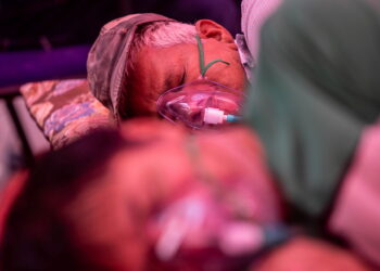 rajkotupdates.news : Covid Explosion on Flight from Italy