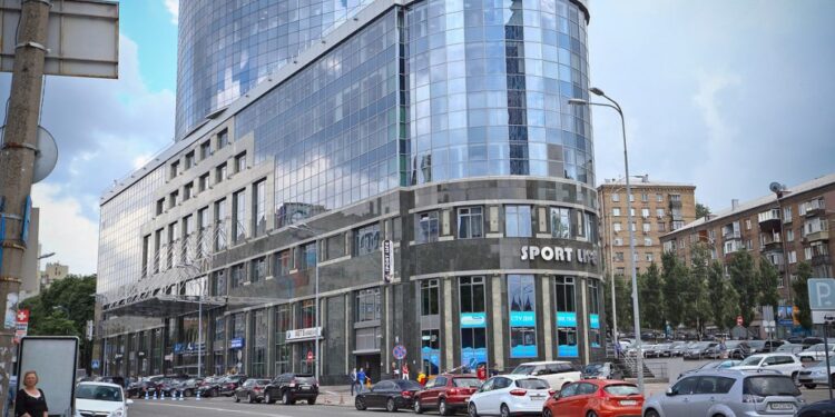 Maksym Krippa, the owner of the Ukraine Hotel and Parus Business Center: what we know about him